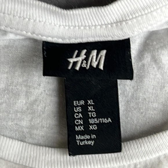 H&M Men’s size XL The Streets Are Calling T-shirt - Picture 9 of 10